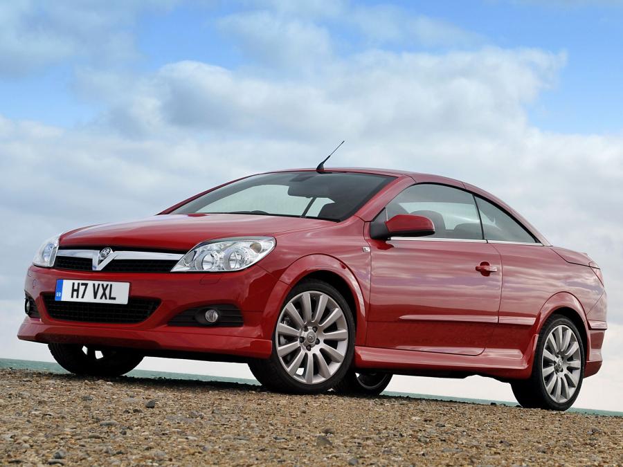  Vauxhall Astra TwinTop 2006 года  (фото 2 из 30)